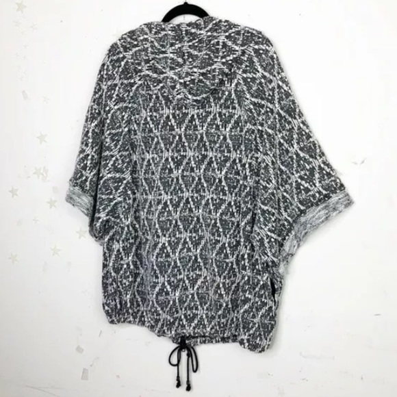 FREE PEOPLE Come Out of Style 2-Pocket Gray Black Knit Zip Hoodie EUC S - Picture 3 of 7